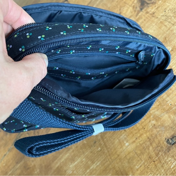 Crossbody bag - Picture 3 of 12